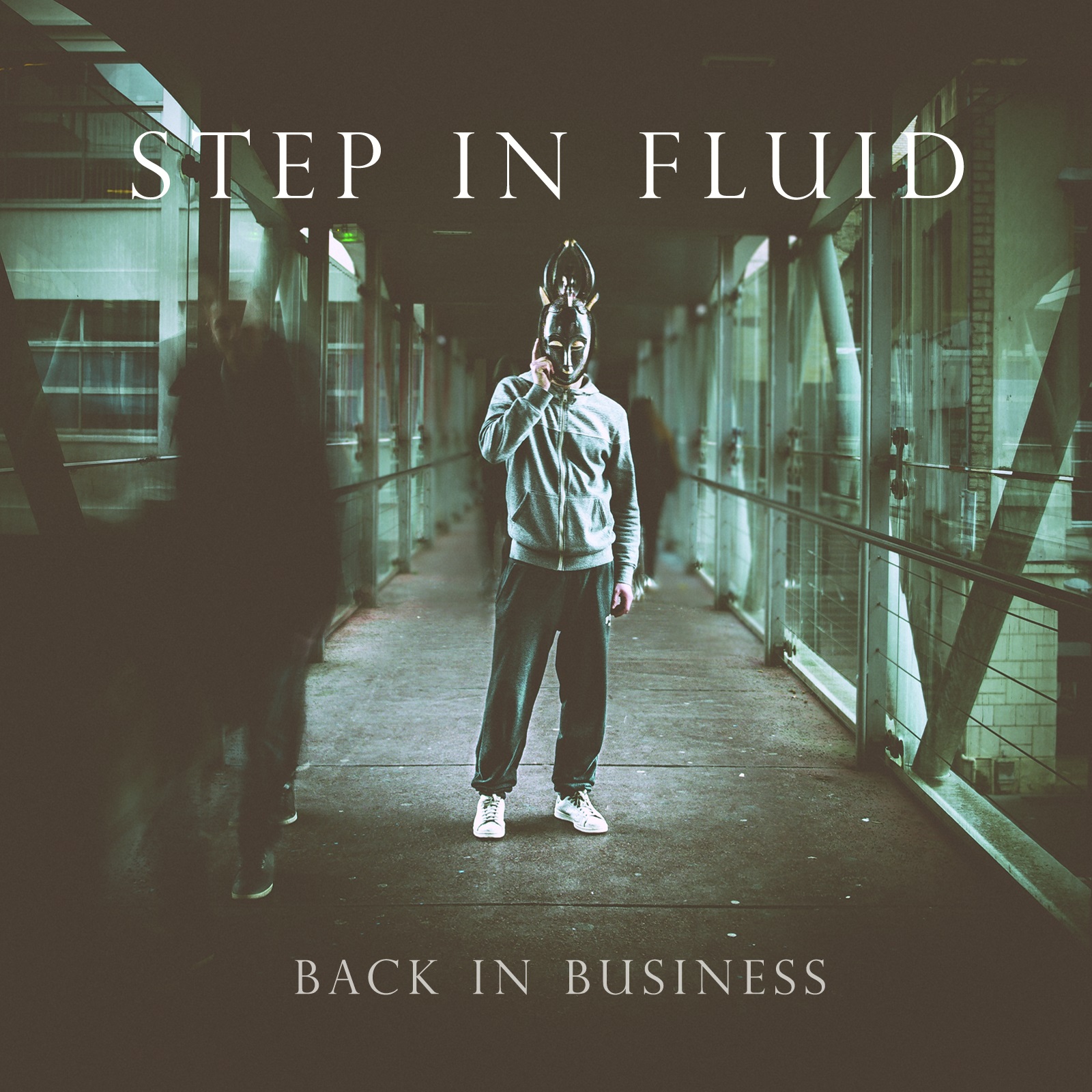 step in fluid back in business chronique